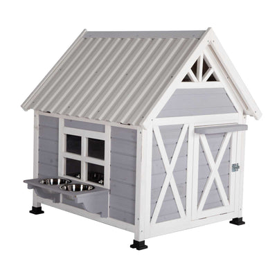 Mini Hamptons Lockable Wooden Dog House With Deck