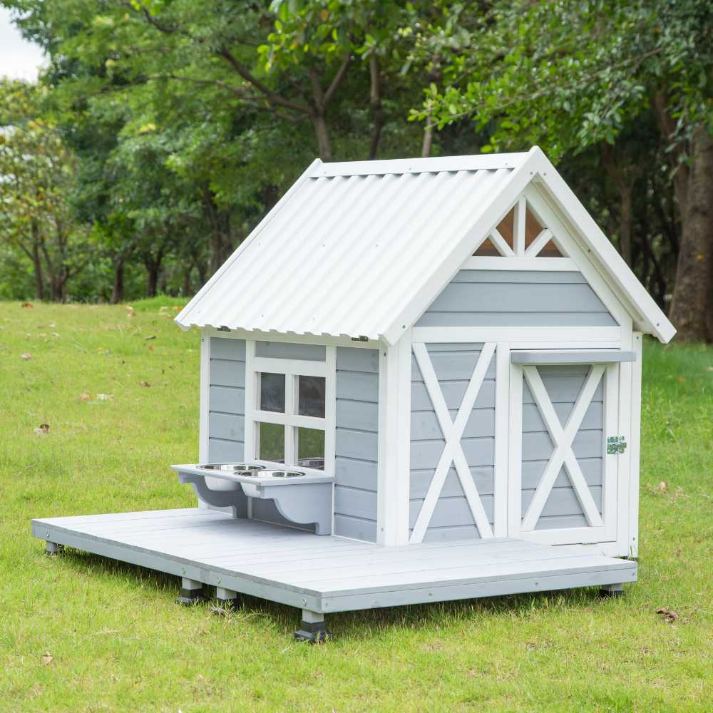 Mini Hamptons Lockable Wooden Dog House With Deck