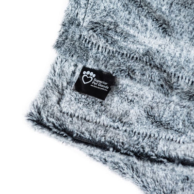 Calming Pet Blanket Water Resistant, Artic Faux Fur