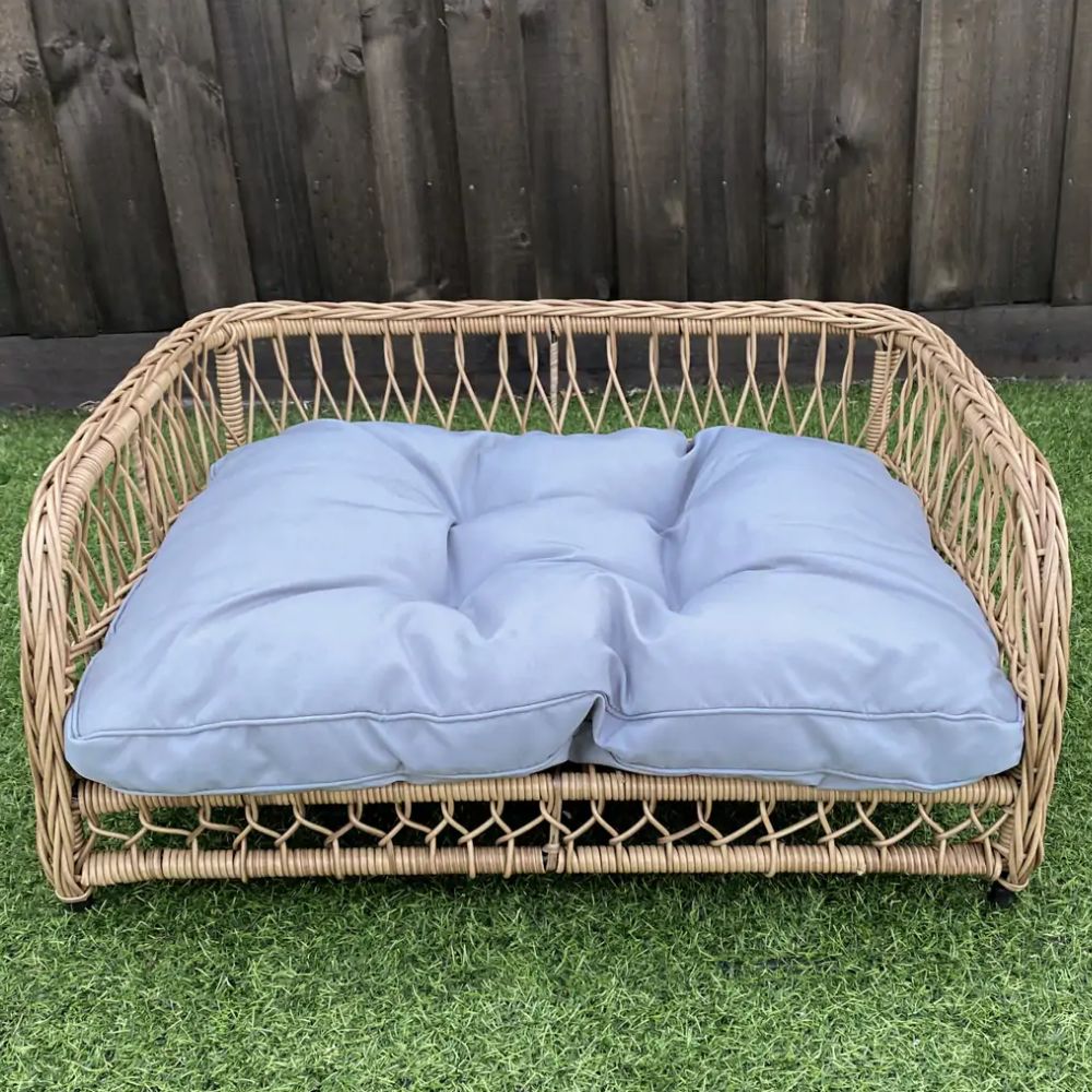 Jacob Outdoor Wicker Rope Elevated Dog Bed, Natural